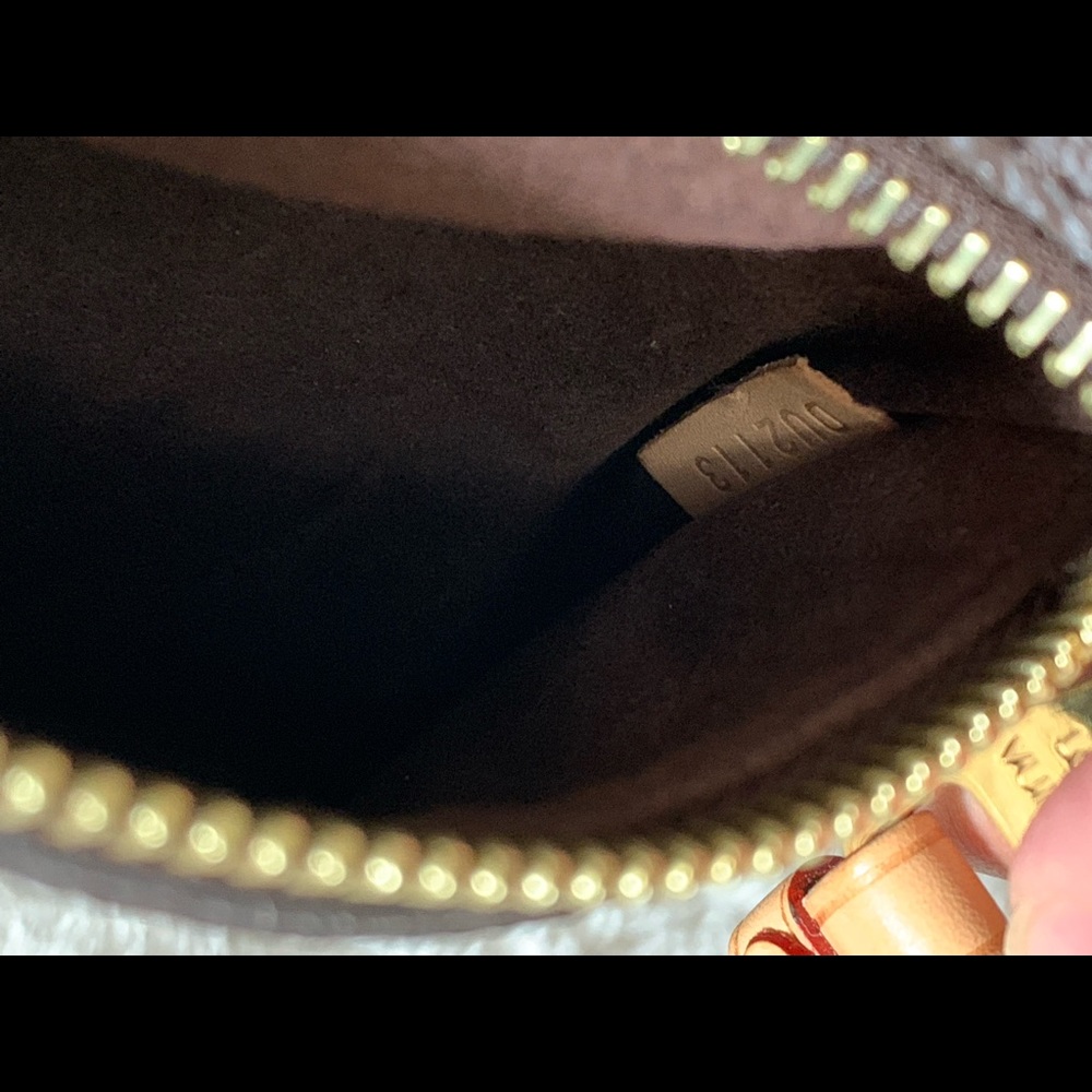 ‼️sold‼️Louis Vuitton Pochette Metis - Picture 14 of 16